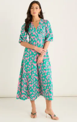 Green animal print v-neck shift midi dress, green evening midi dress, stylish green party dress for women.